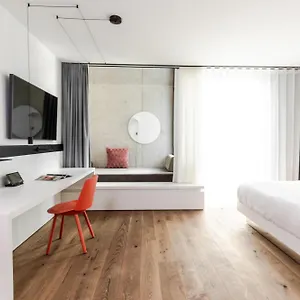 kpm-hotel-residences.find-berlin-hotels.com/